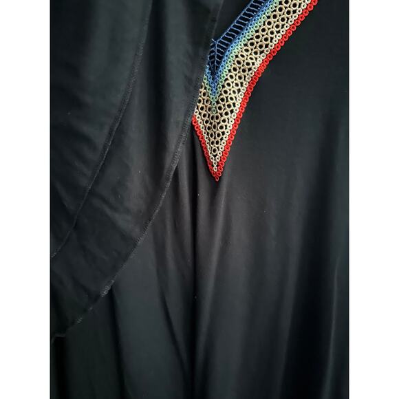 BloomChic Black V-Neck Tunic Top Women’s Plus 26 Embroidered Trim Boho Blouse - Picture 4 of 4